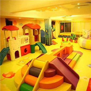 德凯儿童乐园加盟 开启儿童娱乐事业的新机遇